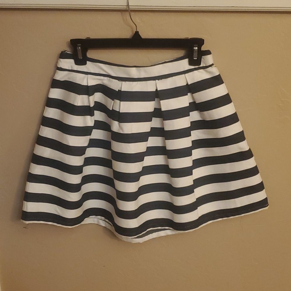 Holly & whyte skirt size girls 14